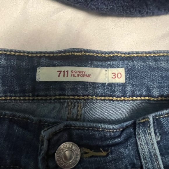 Levi’s 711 Skinny jeans - Picture 2 of 2